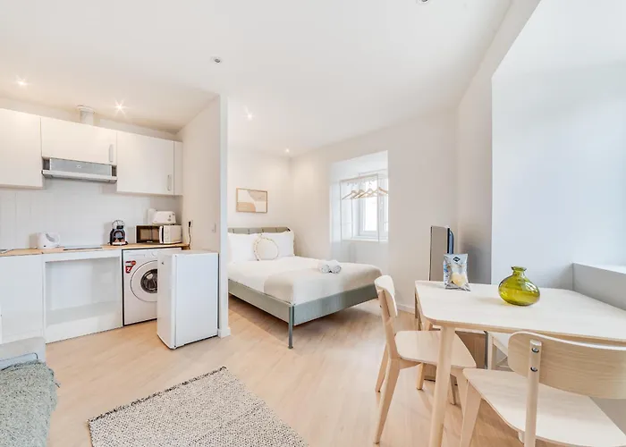 Apartment Beato Riverside Cozy *