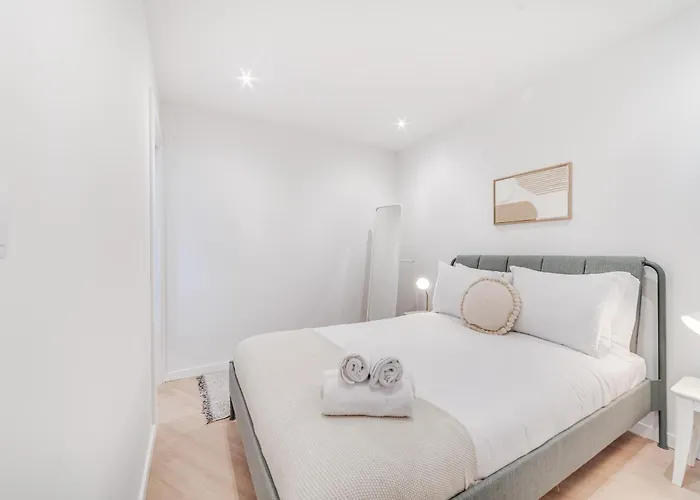 Apartment Beato Riverside Cozy