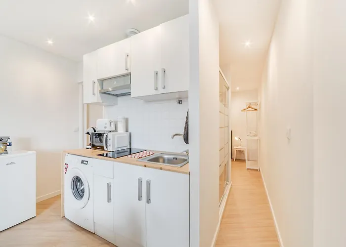 Apartment Beato Riverside Cozy