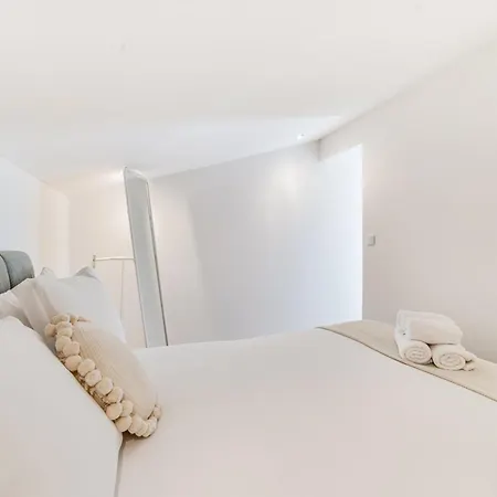 Apartment Beato Riverside Cozy Lisbon