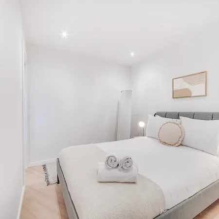 Apartment Beato Riverside Cozy