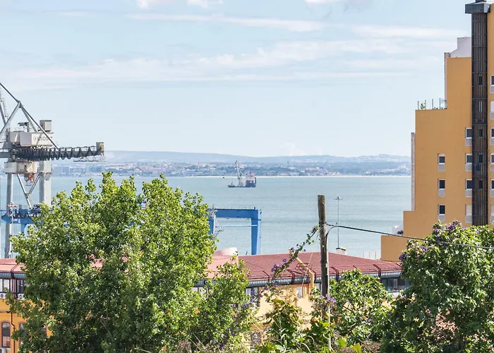 Beato Riverside Cozy